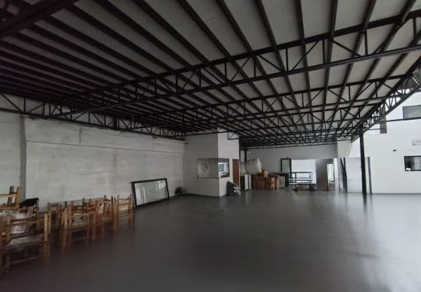 Bodega en arriendo en Barrio Colombia, El Poblado, Medellín — foto 5 de 11