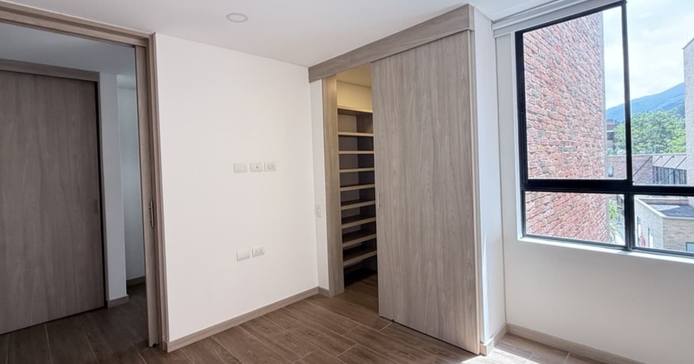 Apartamento en arriendo en Loma Del Escobero, Envigado — foto 4 de 8