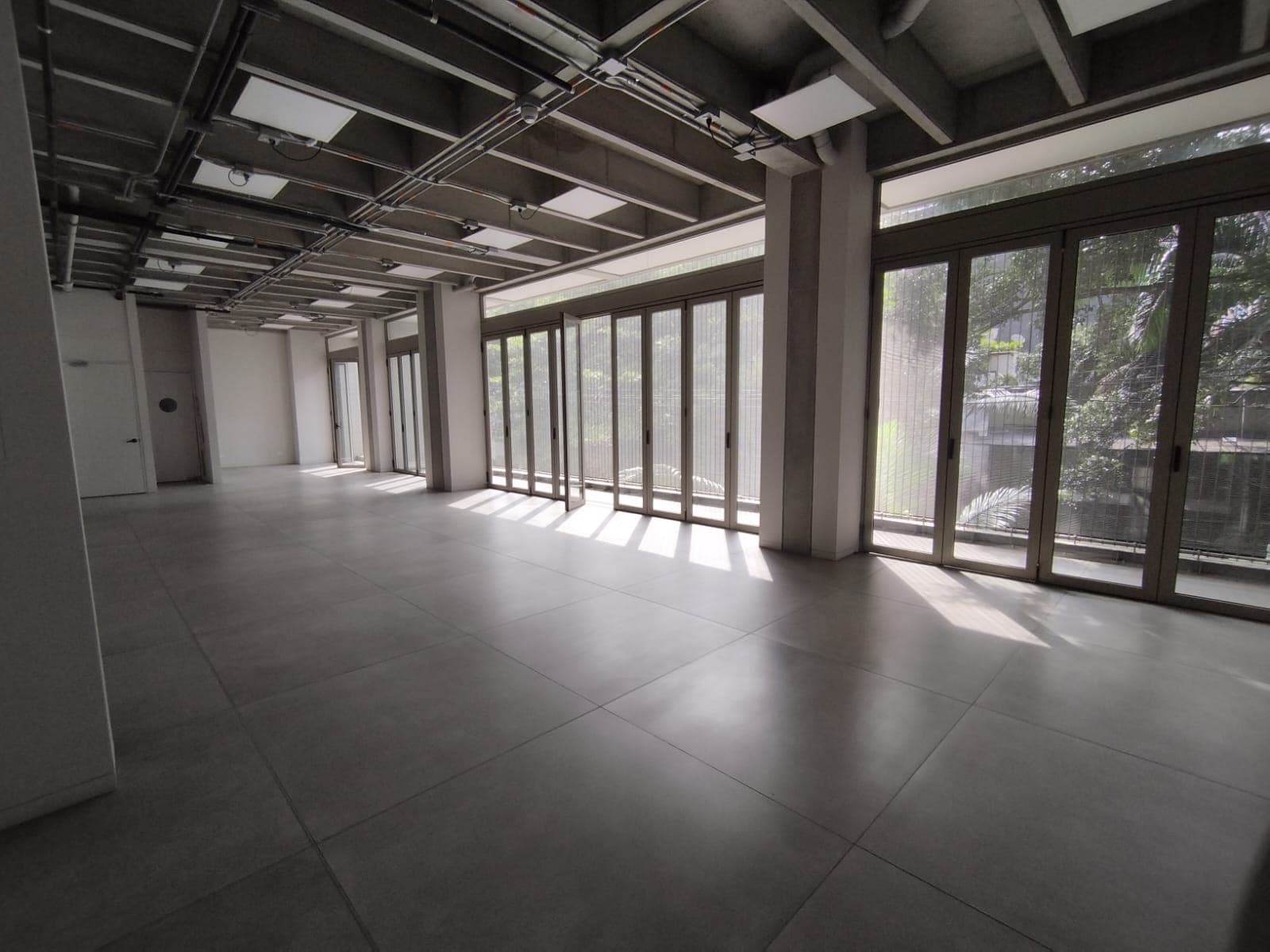 Oficina en arriendo en Provenza, El Poblado, Medellín — foto 4 de 9
