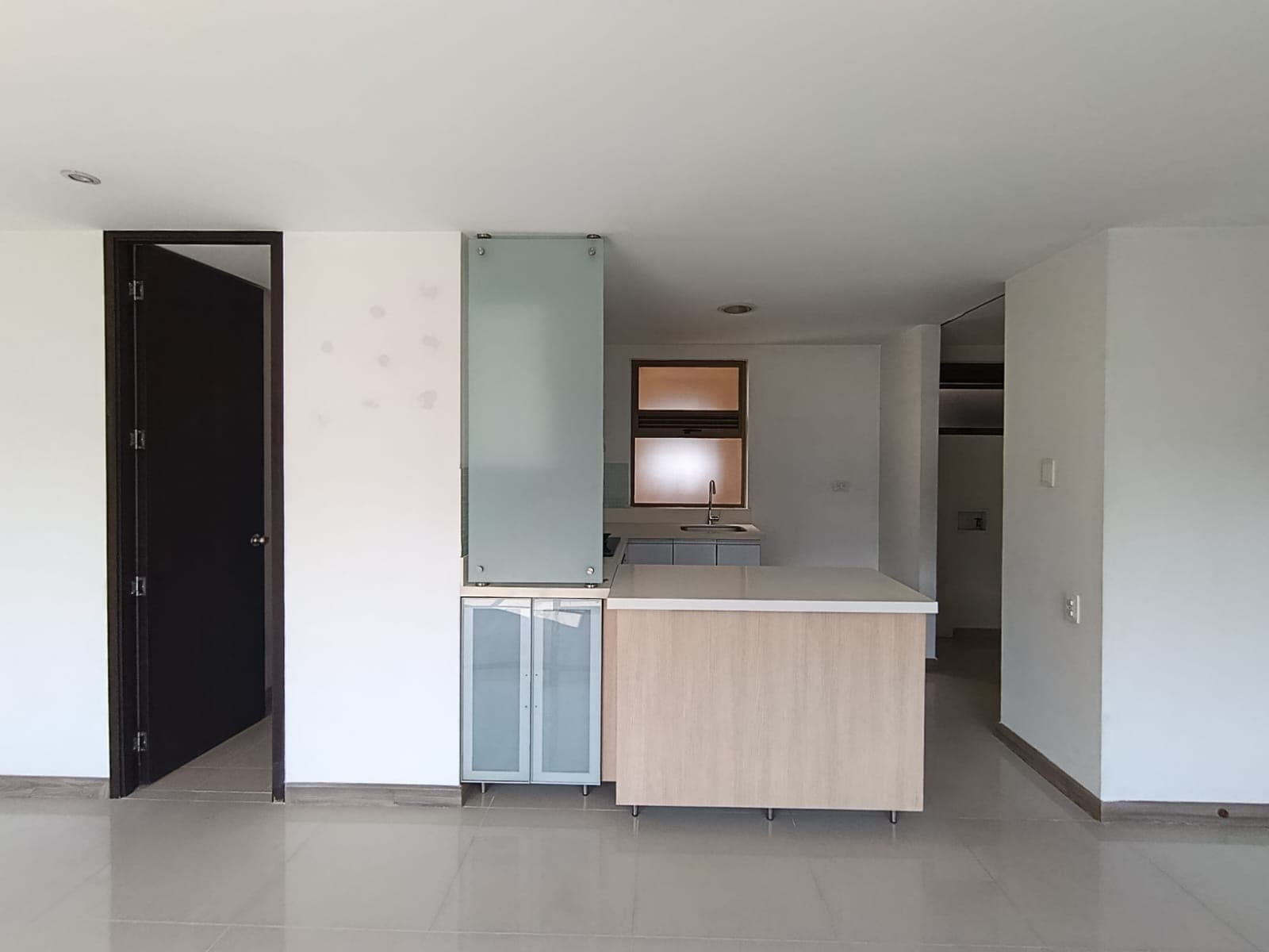 Apartamento en arriendo en Las Lomas, El Poblado, Medellín — foto 3 de 20
