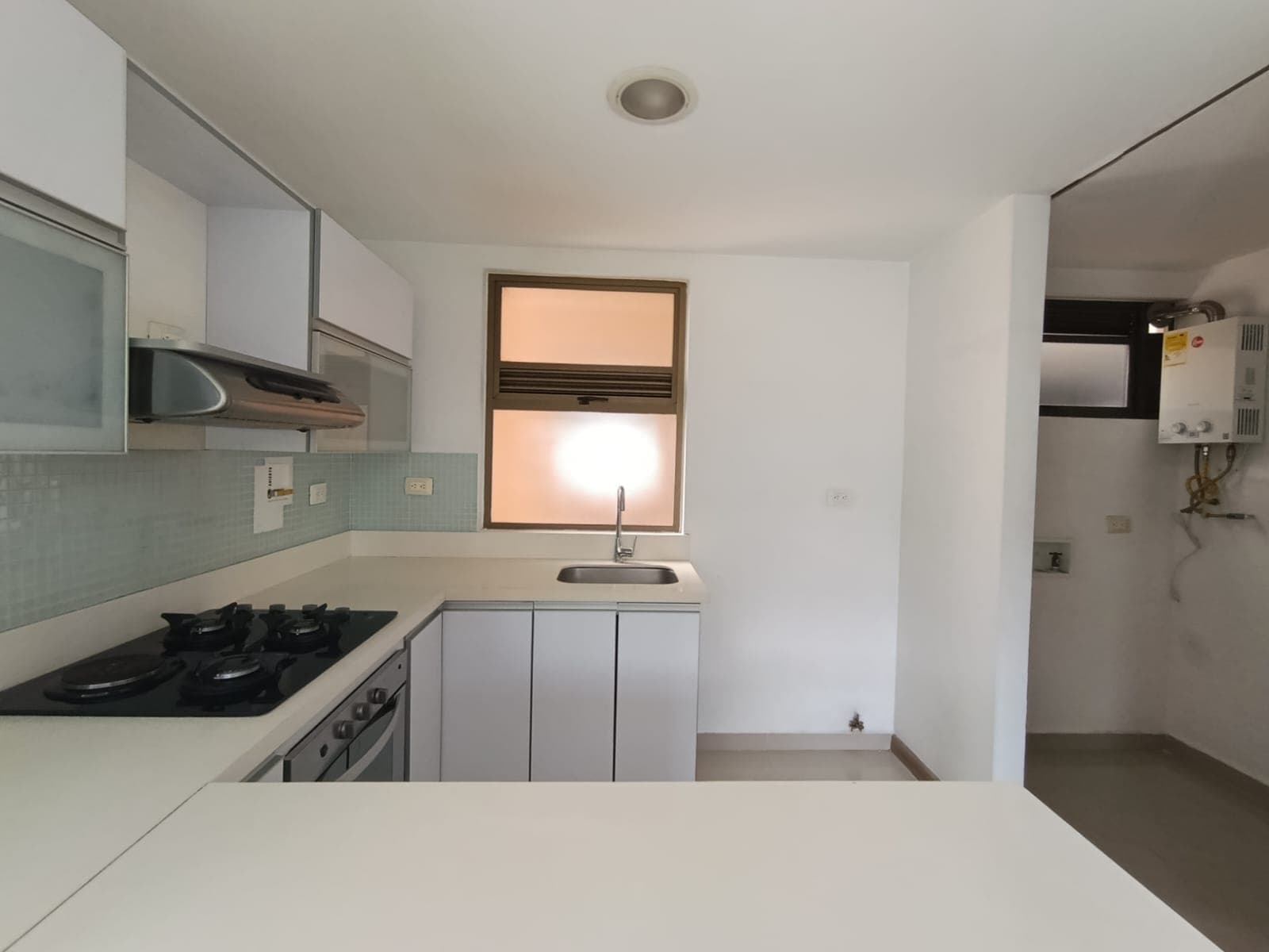 Apartamento en arriendo en Las Lomas, El Poblado, Medellín — foto 5 de 20