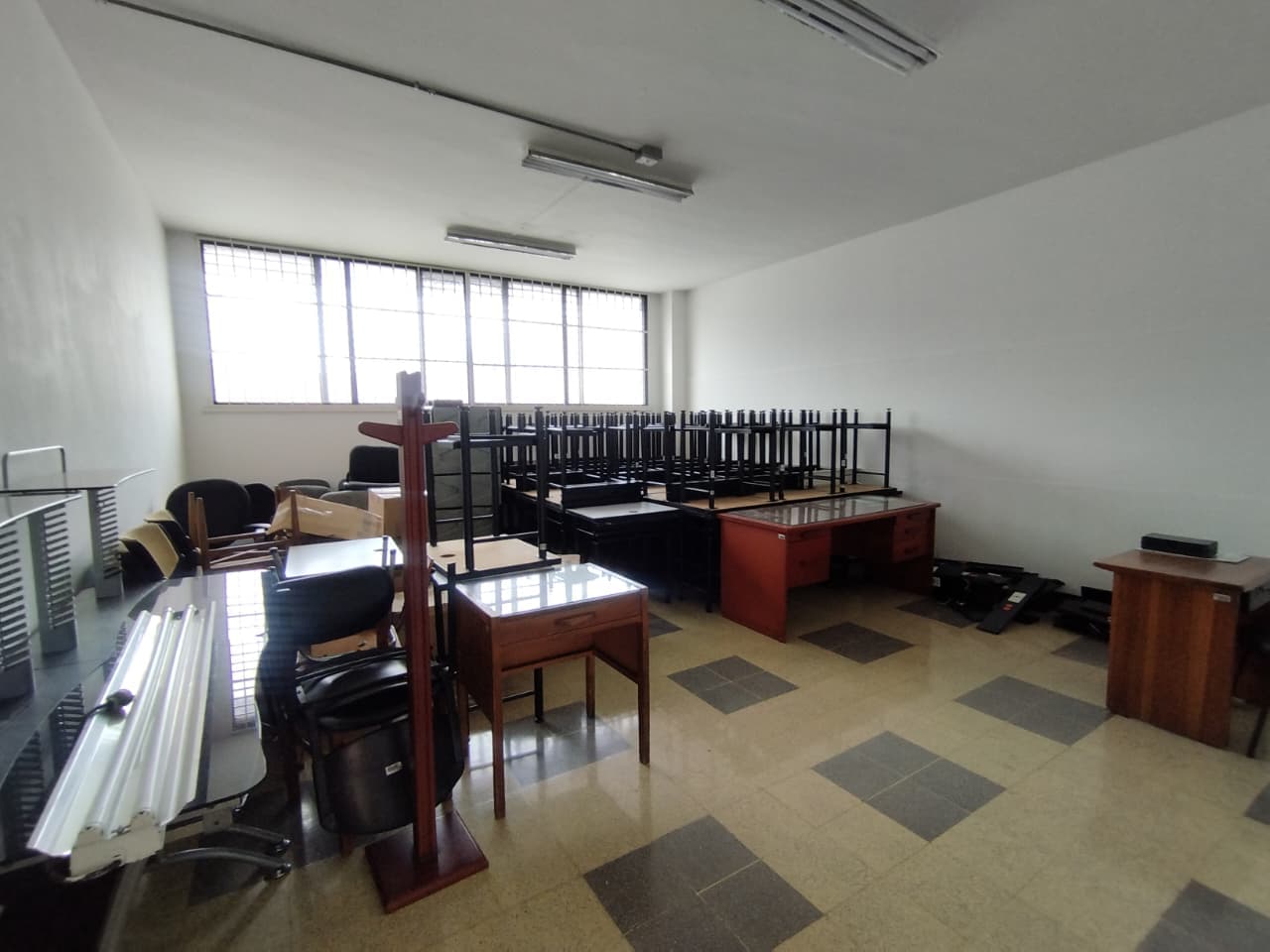 Local en arriendo en La Candelaria, Centro, Medellín — foto 2 de 18
