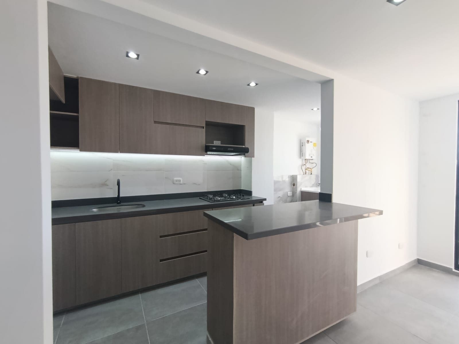Apartamento en arriendo en Cimarronas, Rionegro — foto 1 de 17