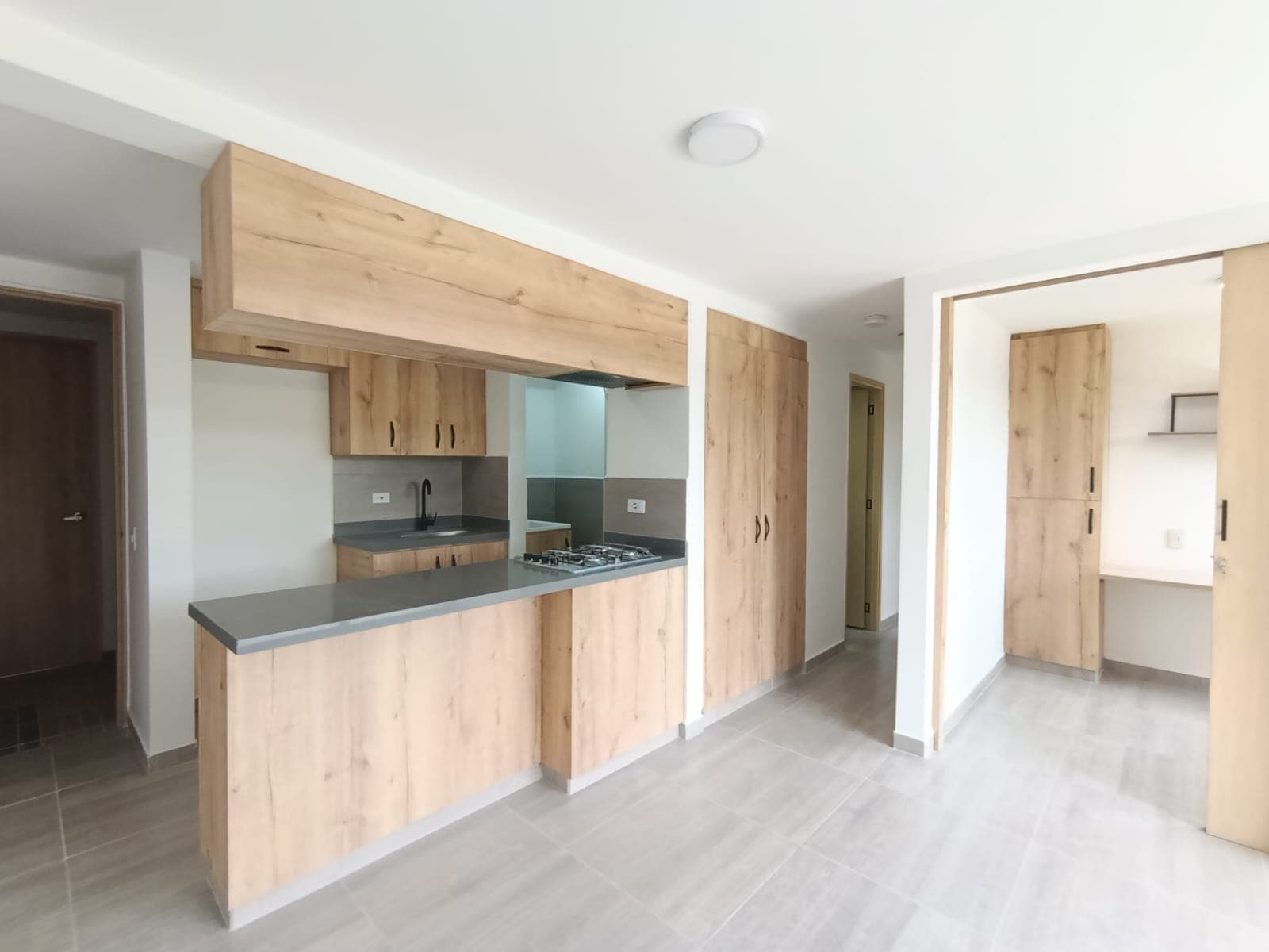 Apartamento en arriendo en El Carmen De Viboral — foto 1 de 15