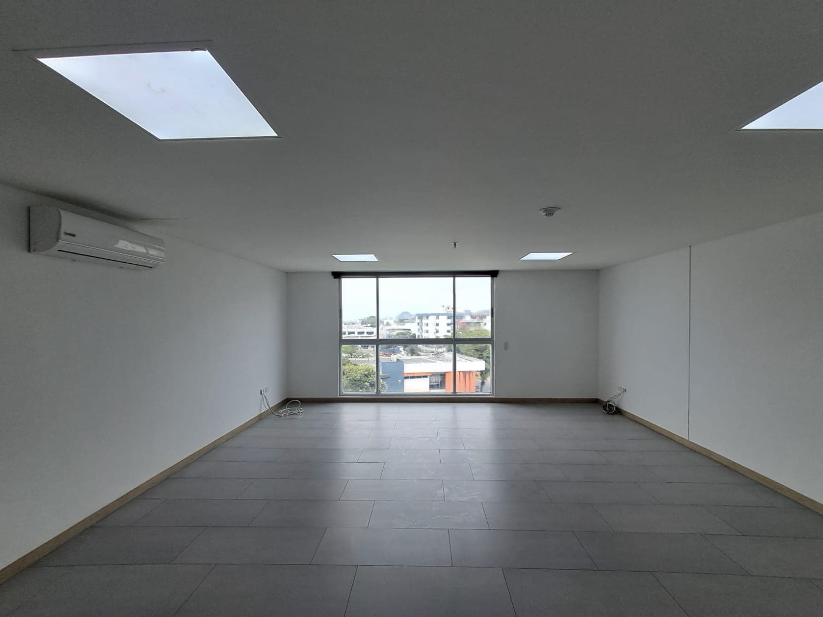 Oficina en arriendo en Alpes, Pereira — foto 4 de 8