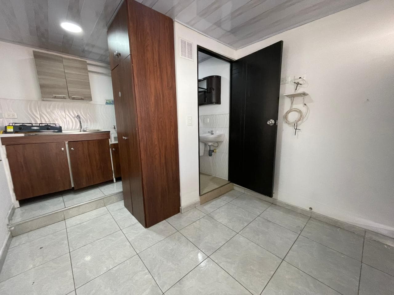Apartaestudio en arriendo en Las Mercedes Medellín, Belen — foto 2 de 12