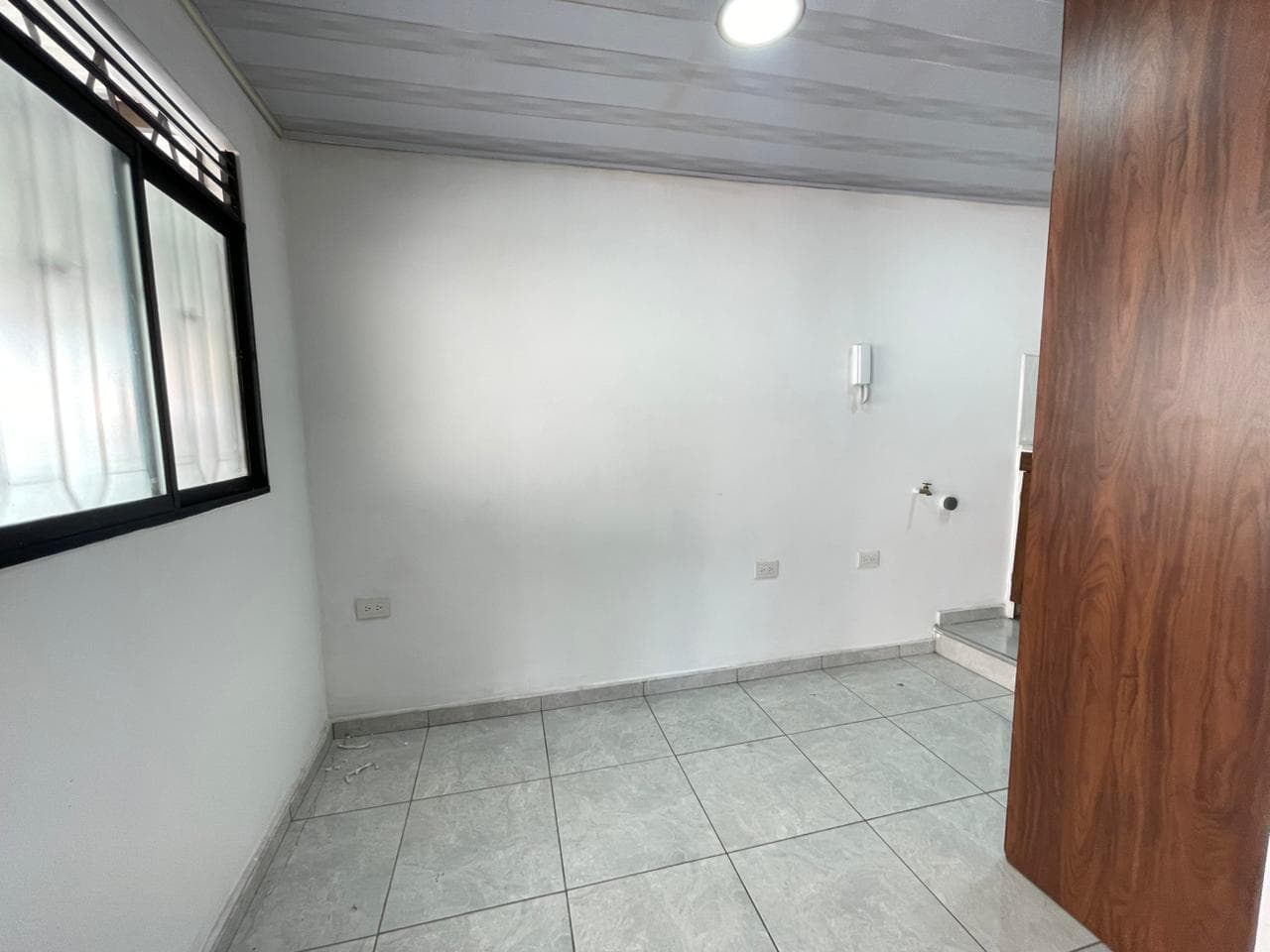 Apartaestudio en arriendo en Las Mercedes Medellín, Belen — foto 4 de 12