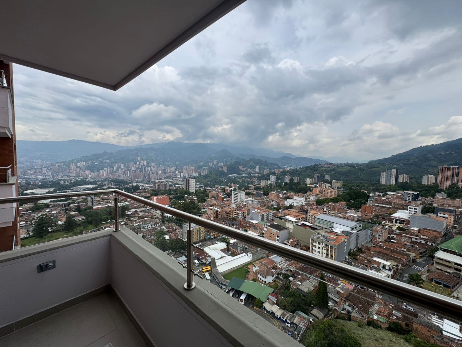 Apartamento en arriendo en Toledo, La Estrella — foto 2 de 20