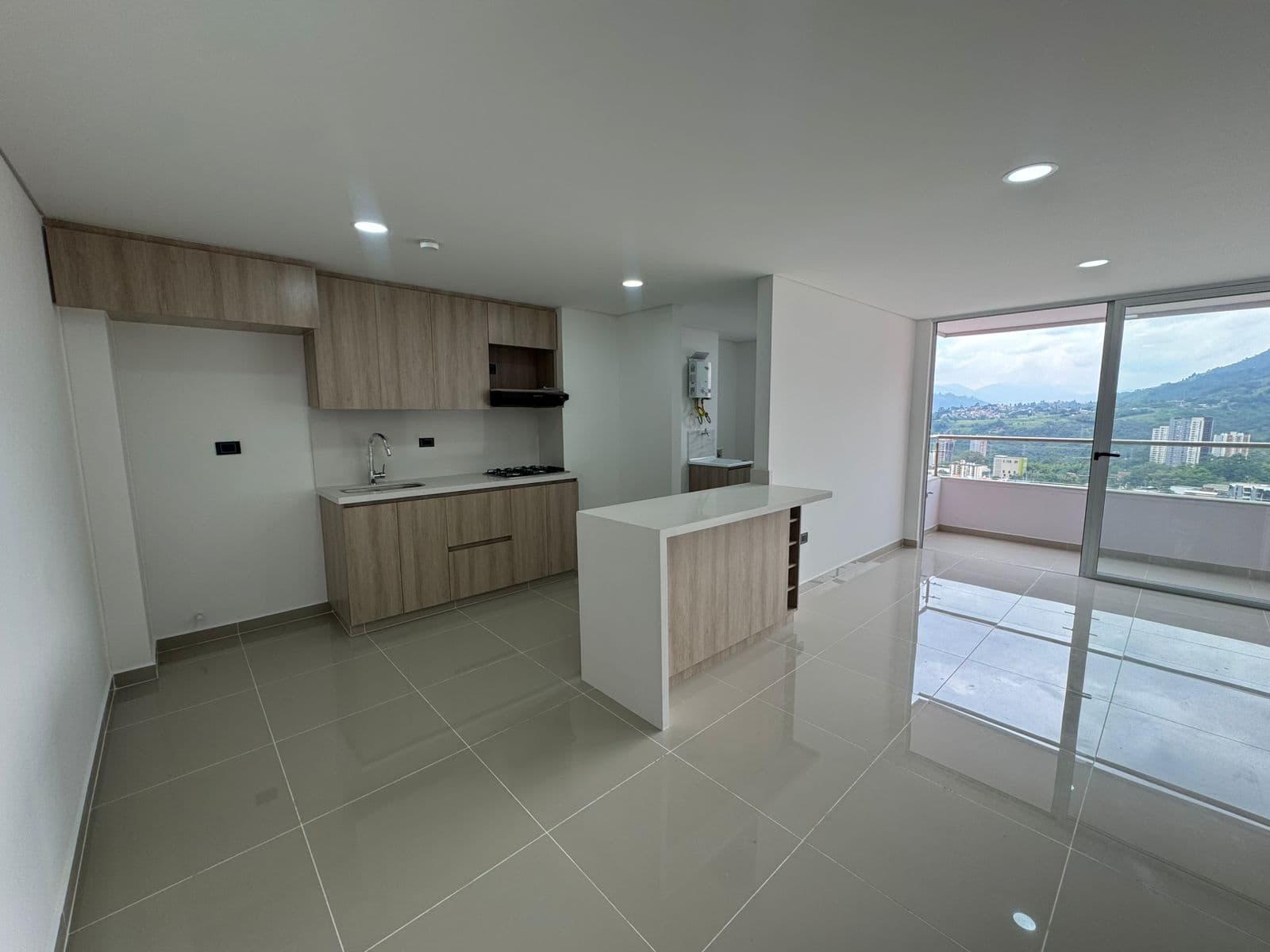 Apartamento en arriendo en Toledo, La Estrella — foto 3 de 20