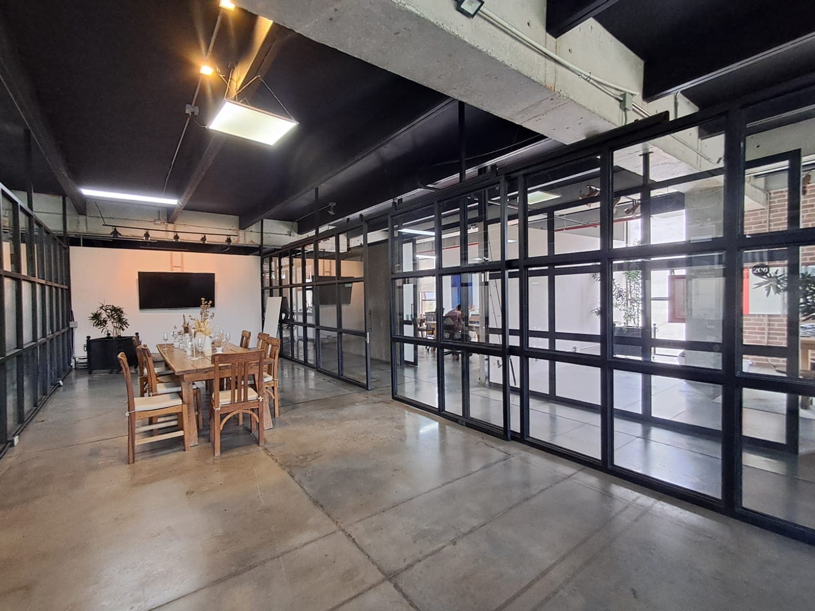 Oficina en arriendo en Barro Blanco Rio Negro, Rionegro — foto 3 de 12