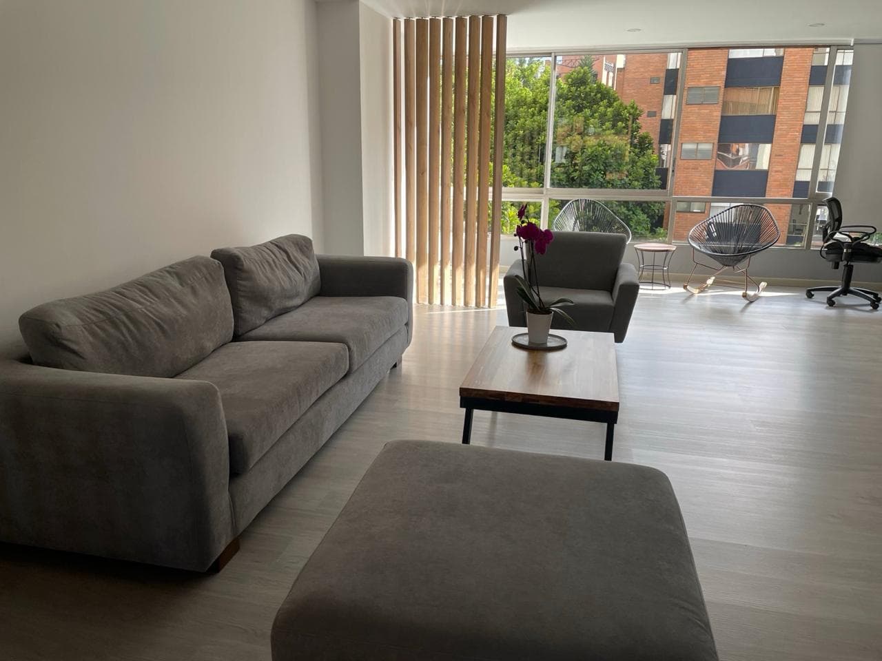 Apartamento en arriendo en Patio Bonito, El Poblado, Medellín — foto 1 de 12