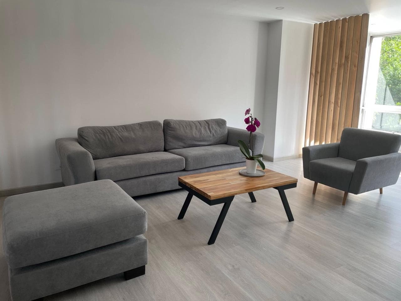 Apartamento en arriendo en Patio Bonito, El Poblado, Medellín — foto 2 de 12