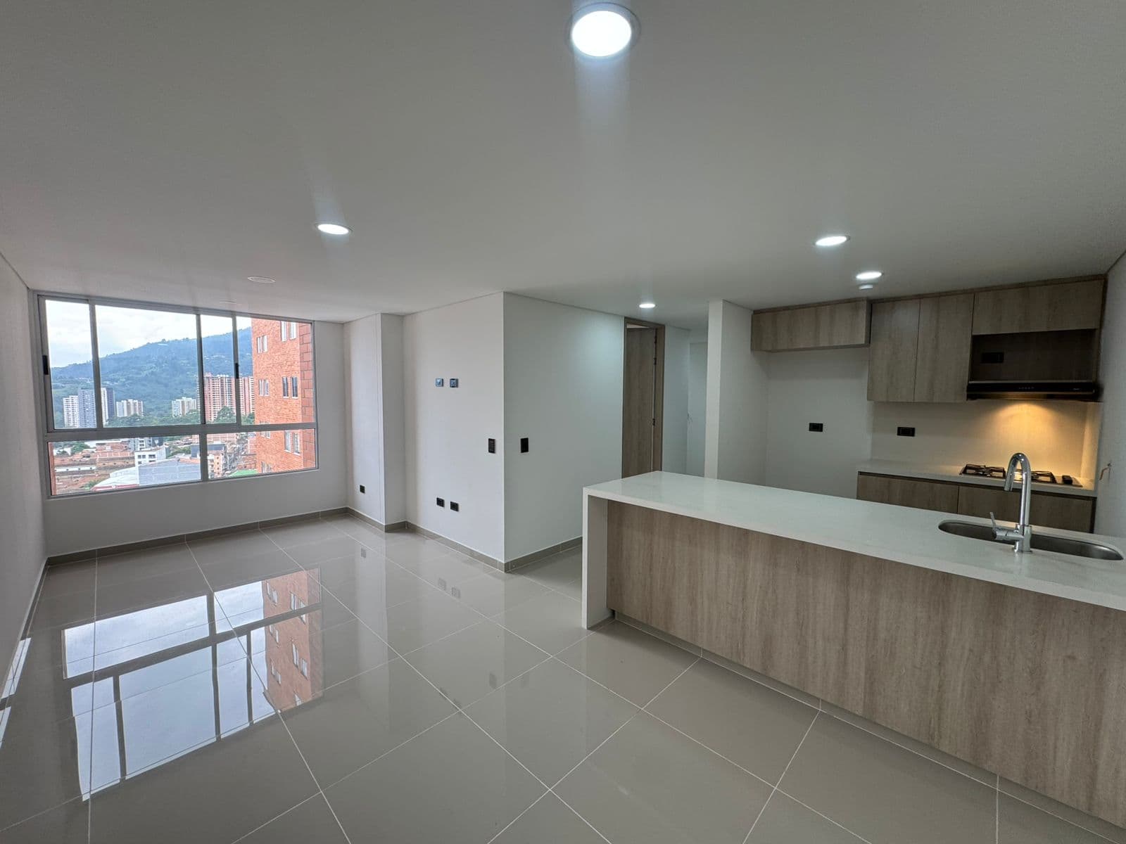 Apartamento en arriendo en Toledo, La Estrella — foto 1 de 20