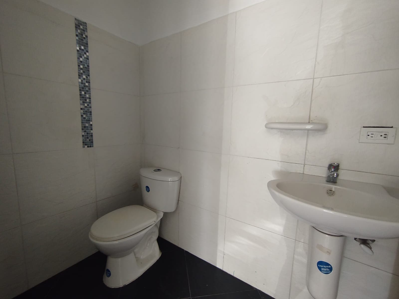 Local en arriendo en Llano Grande, Rionegro — foto 2 de 8
