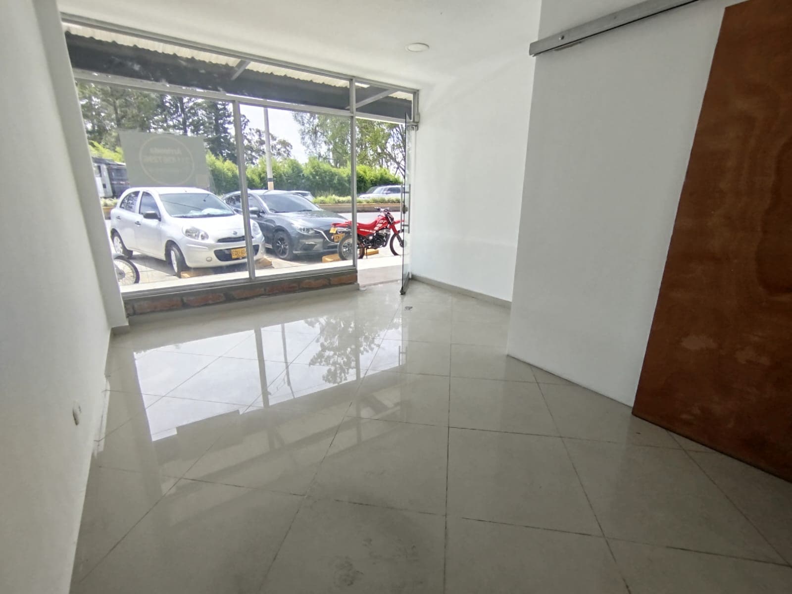 Local en arriendo en Llano Grande, Rionegro — foto 4 de 8