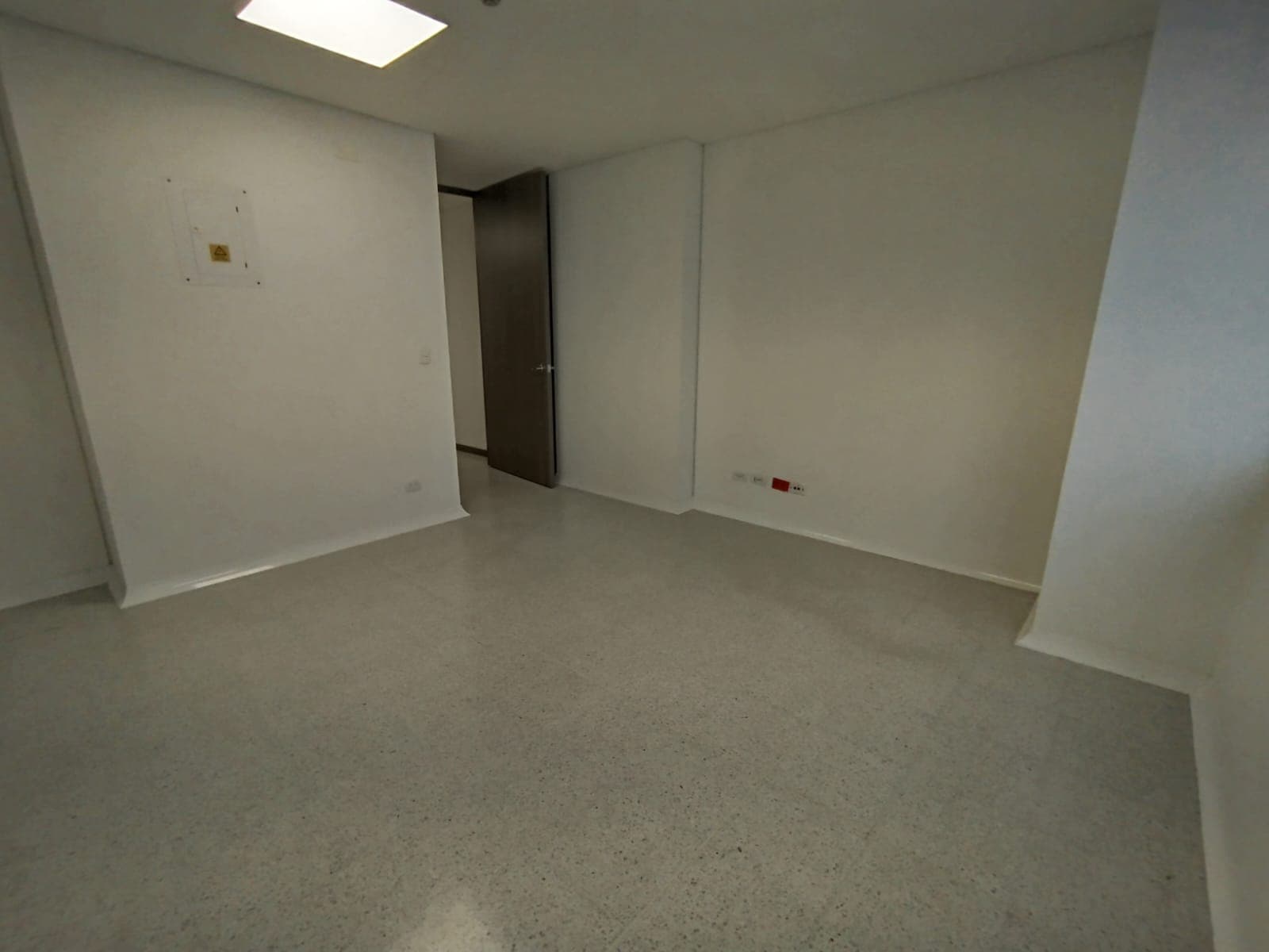 Consultorio en arriendo en Rionegro — foto 2 de 8