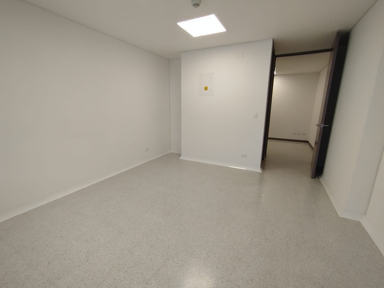 Consultorio en arriendo en Rionegro — foto 3 de 8