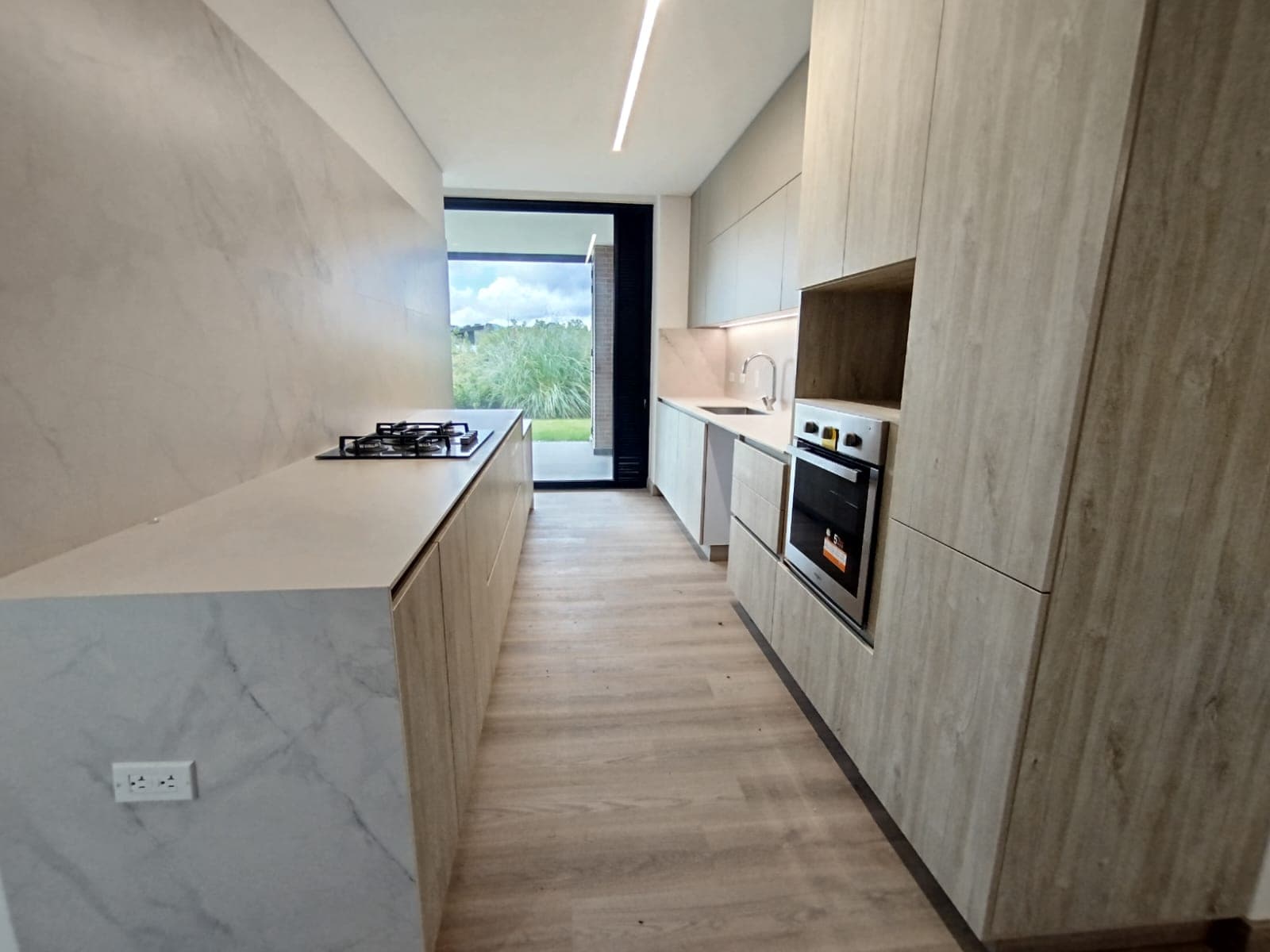 Apartamento en arriendo en Llano Grande, Rionegro — foto 1 de 19