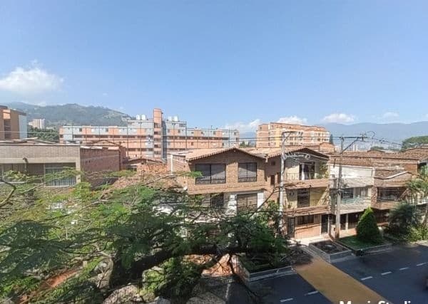 Apartamento en arriendo en Barrio Mesa Envigado — foto 1 de 13
