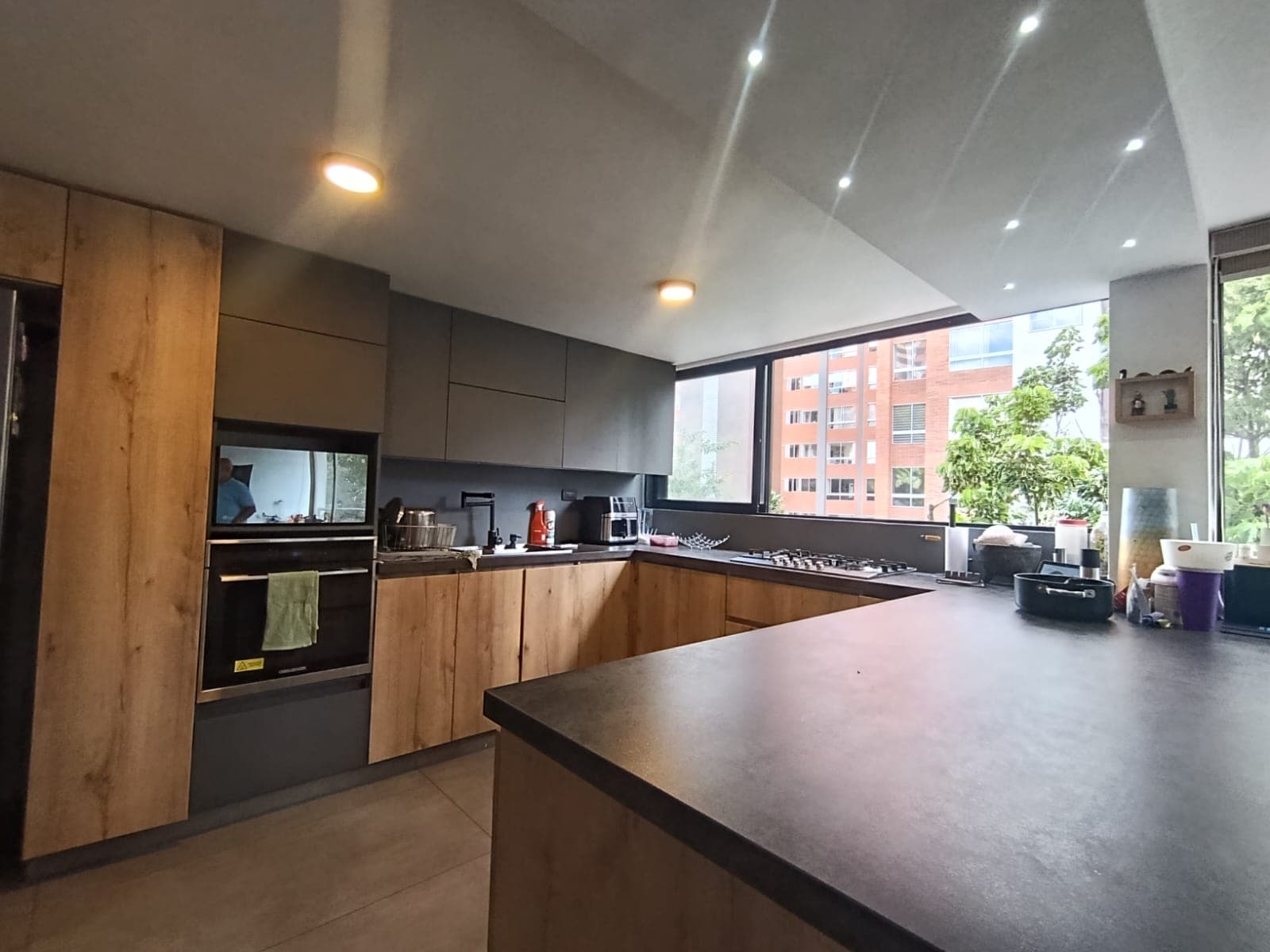 Apartamento en arriendo en El Poblado, Medellín — foto 2 de 20