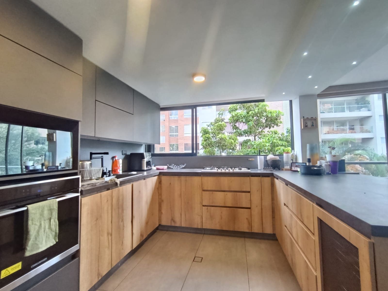 Apartamento en arriendo en El Poblado, Medellín — foto 3 de 20