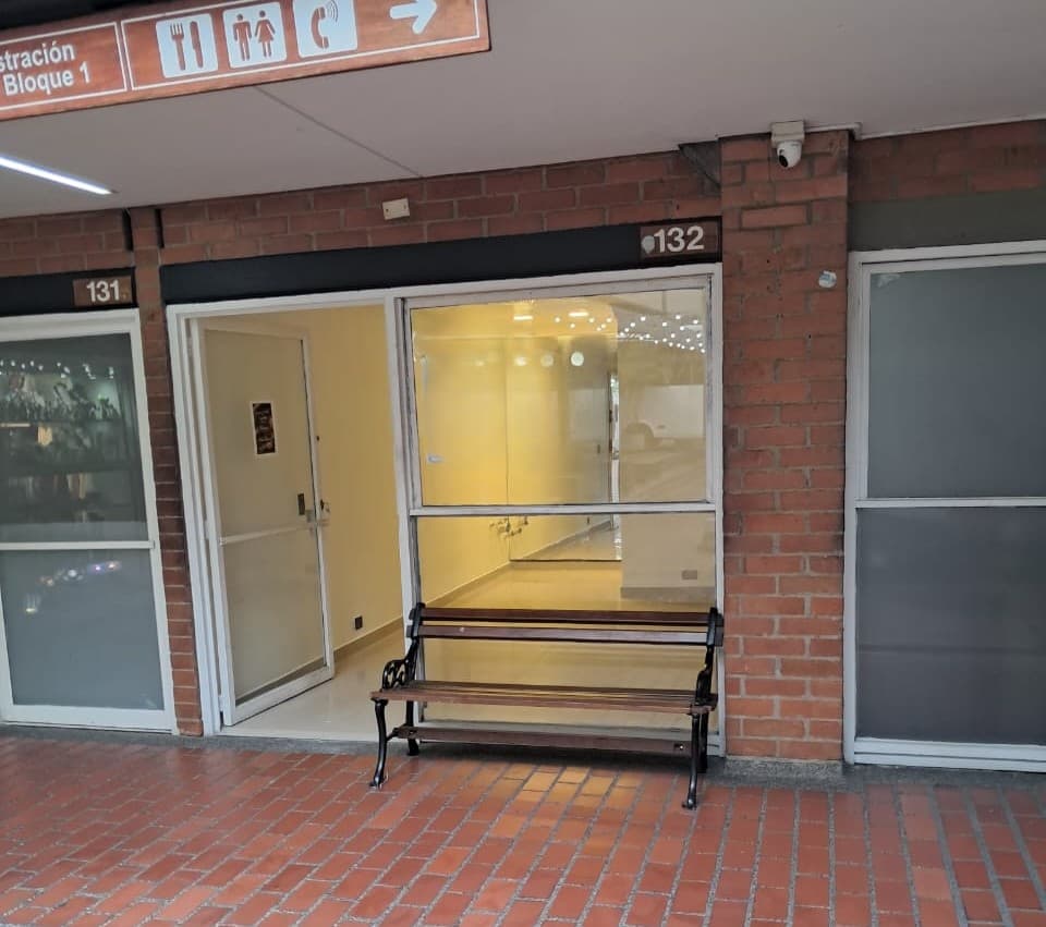Local en arriendo en San Diego, El Poblado, Medellín — foto 1 de 10