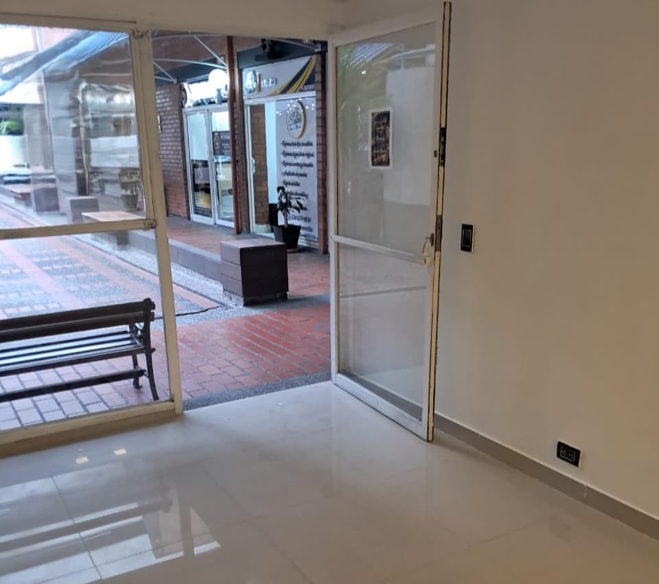 Local en arriendo en San Diego, El Poblado, Medellín — foto 2 de 10