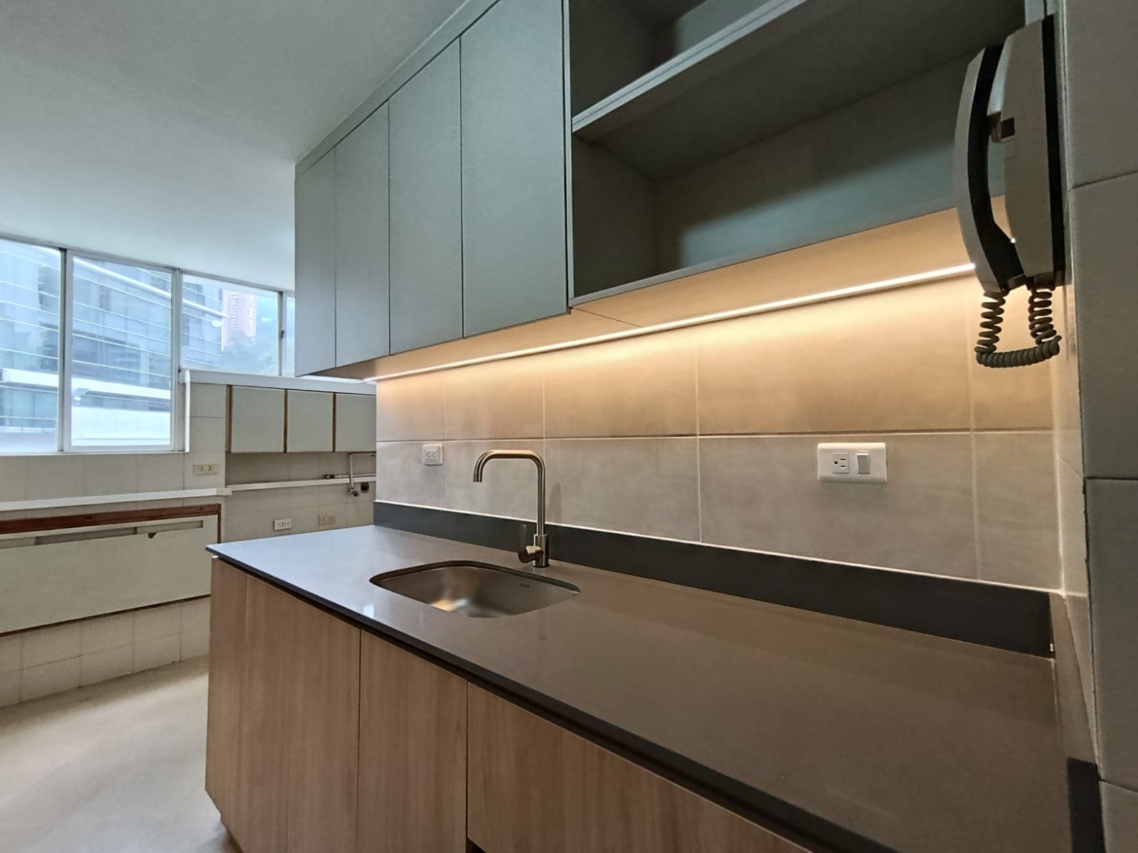 Apartamento en arriendo en El Tesoro, El Poblado, Medellín — foto 3 de 20