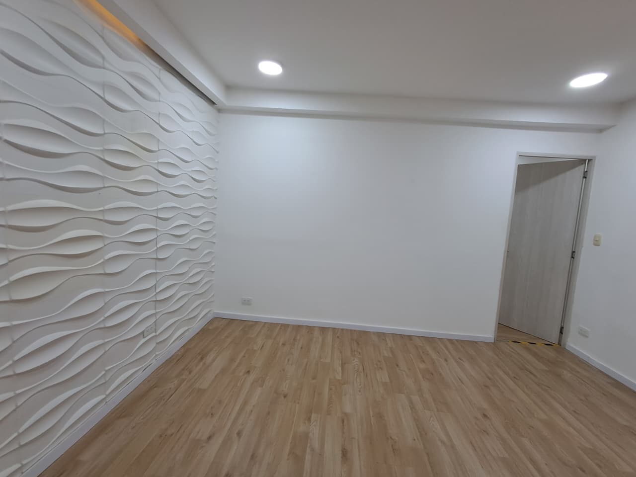 Casa Comercial en arriendo en Manila, El Poblado, Medellín — foto 2 de 20
