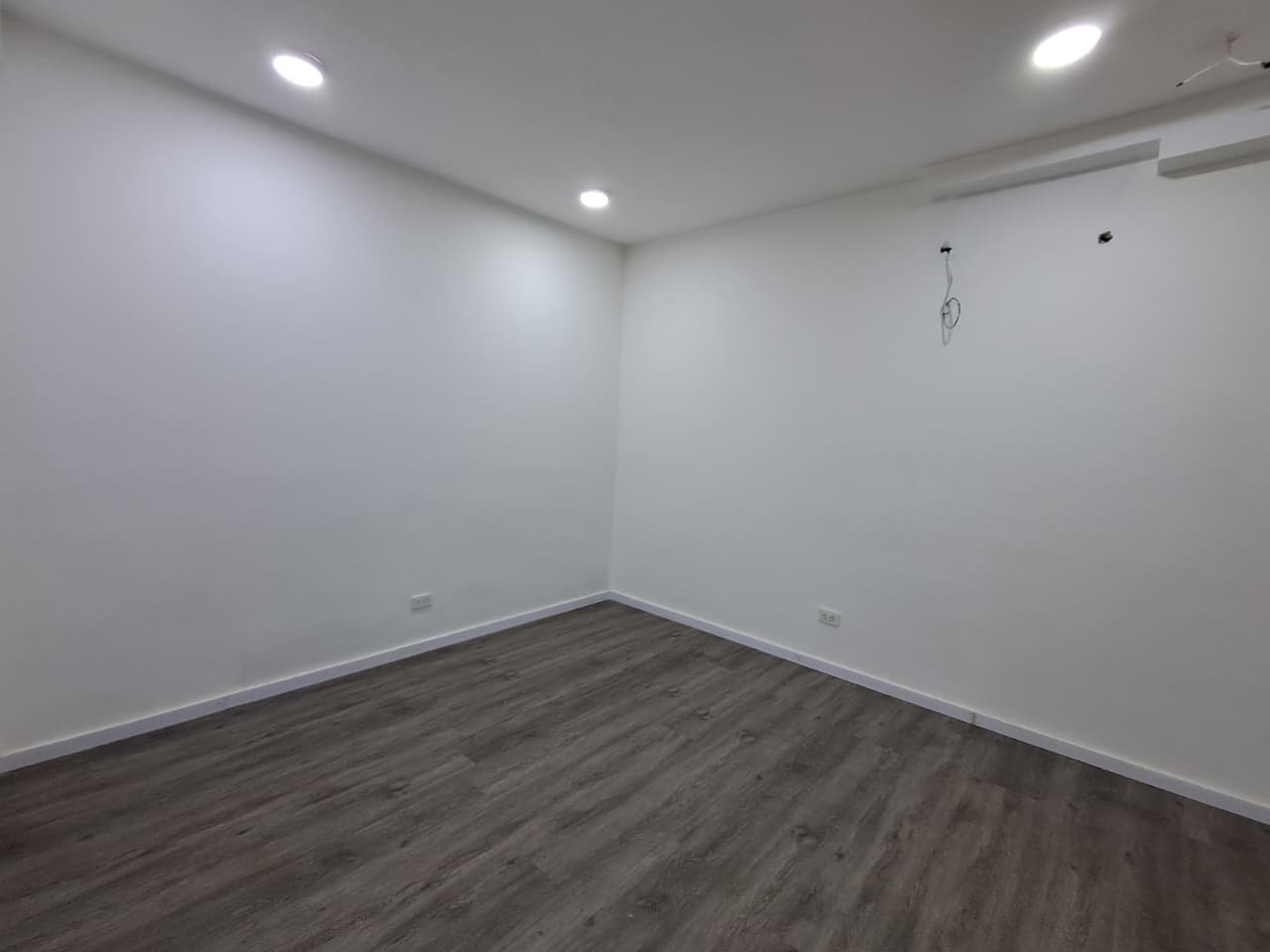 Casa Comercial en arriendo en Manila, El Poblado, Medellín — foto 4 de 20