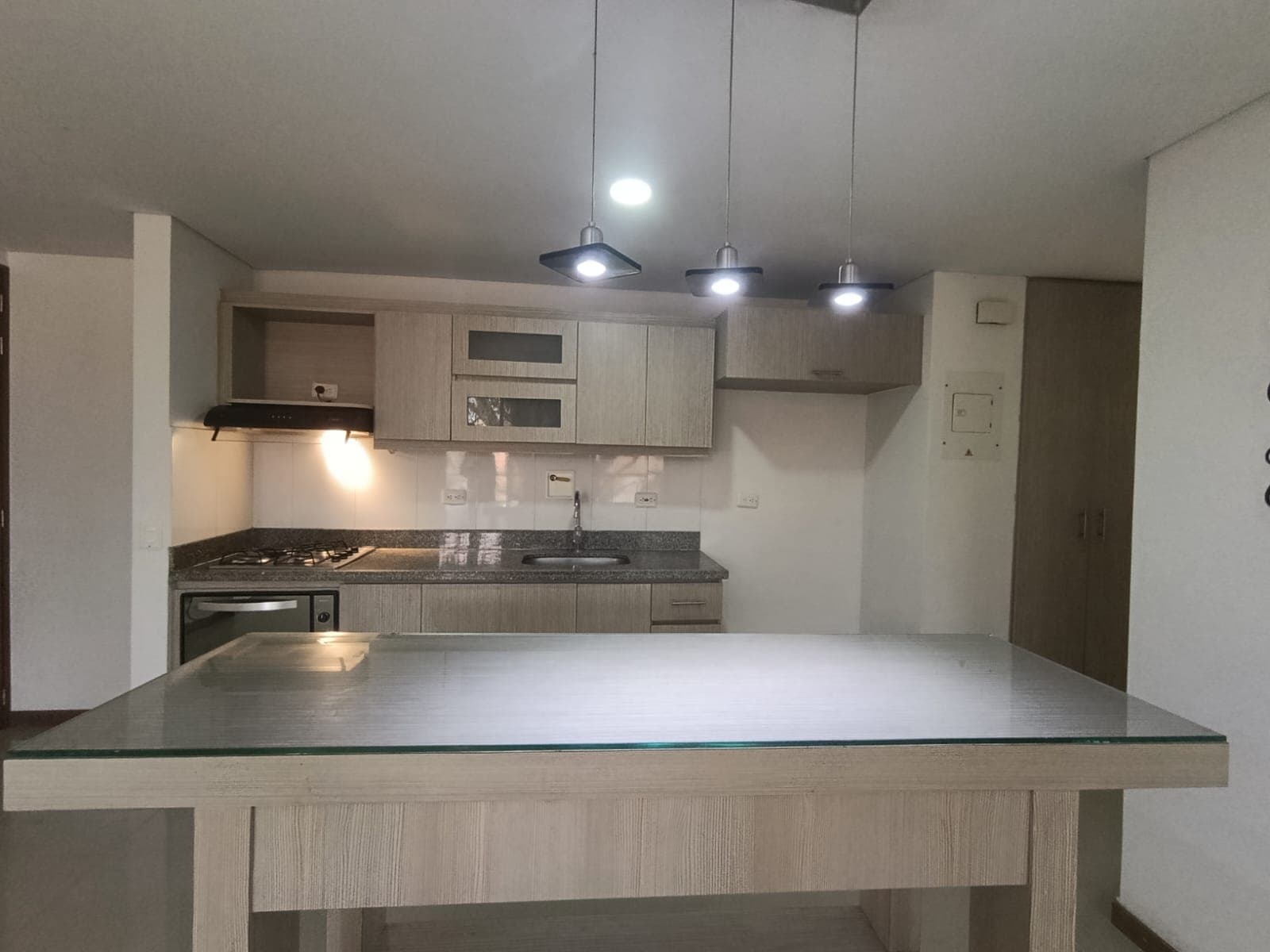 Apartamento en arriendo en Las Cometas, Envigado — foto 4 de 20