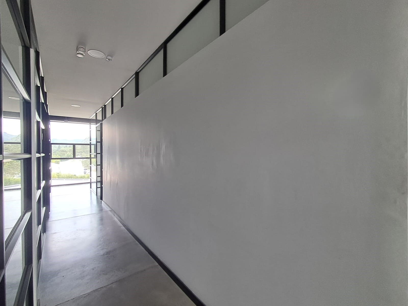 Oficina en arriendo en Barro Blanco Rio Negro, Rionegro — foto 3 de 8