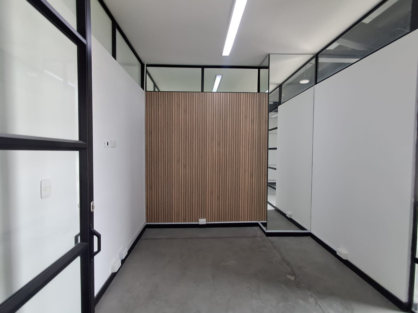 Oficina en arriendo en Barro Blanco Rio Negro, Rionegro — foto 4 de 9