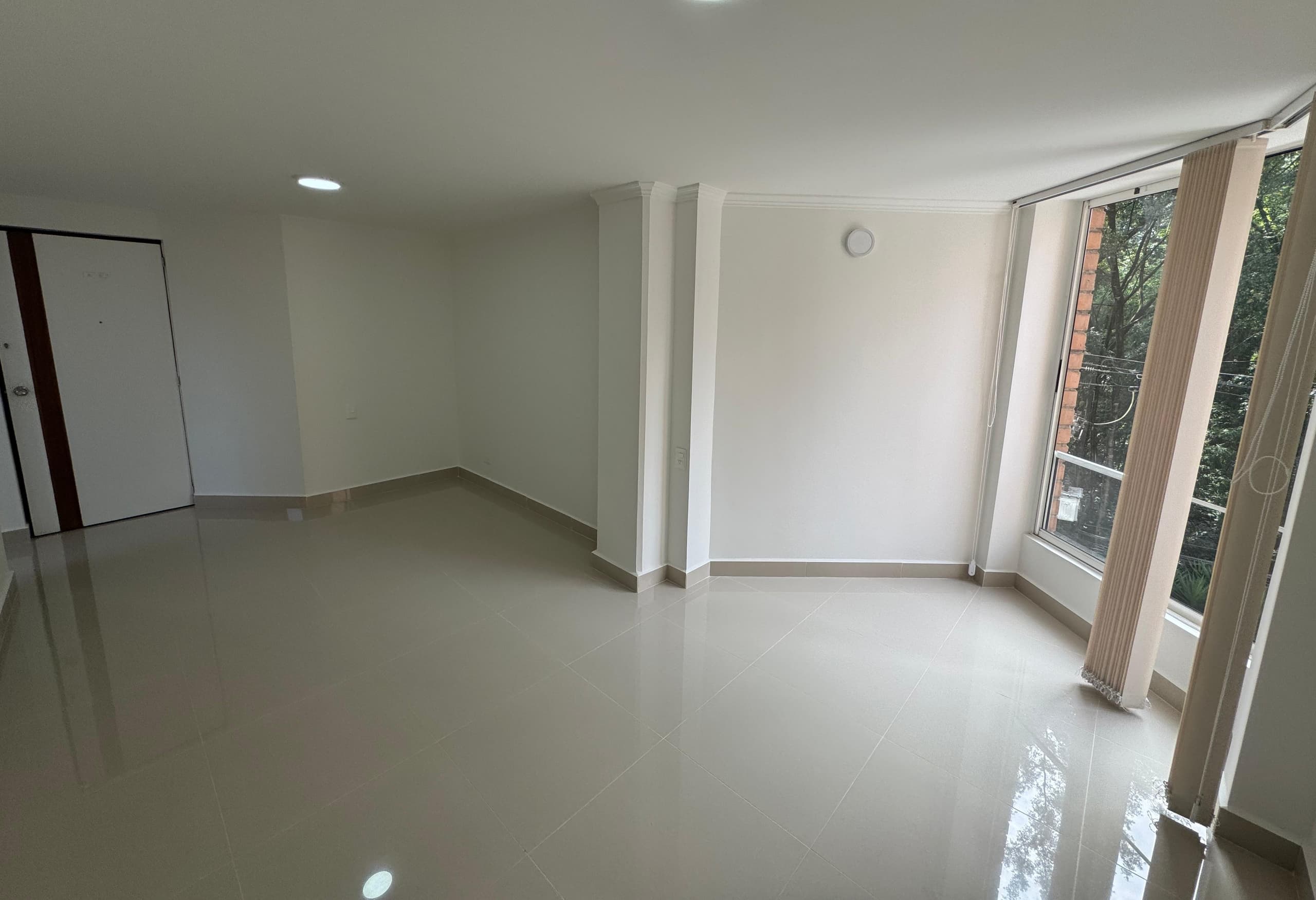 Apartamento en arriendo en Camino Verde, Envigado — foto 1 de 15
