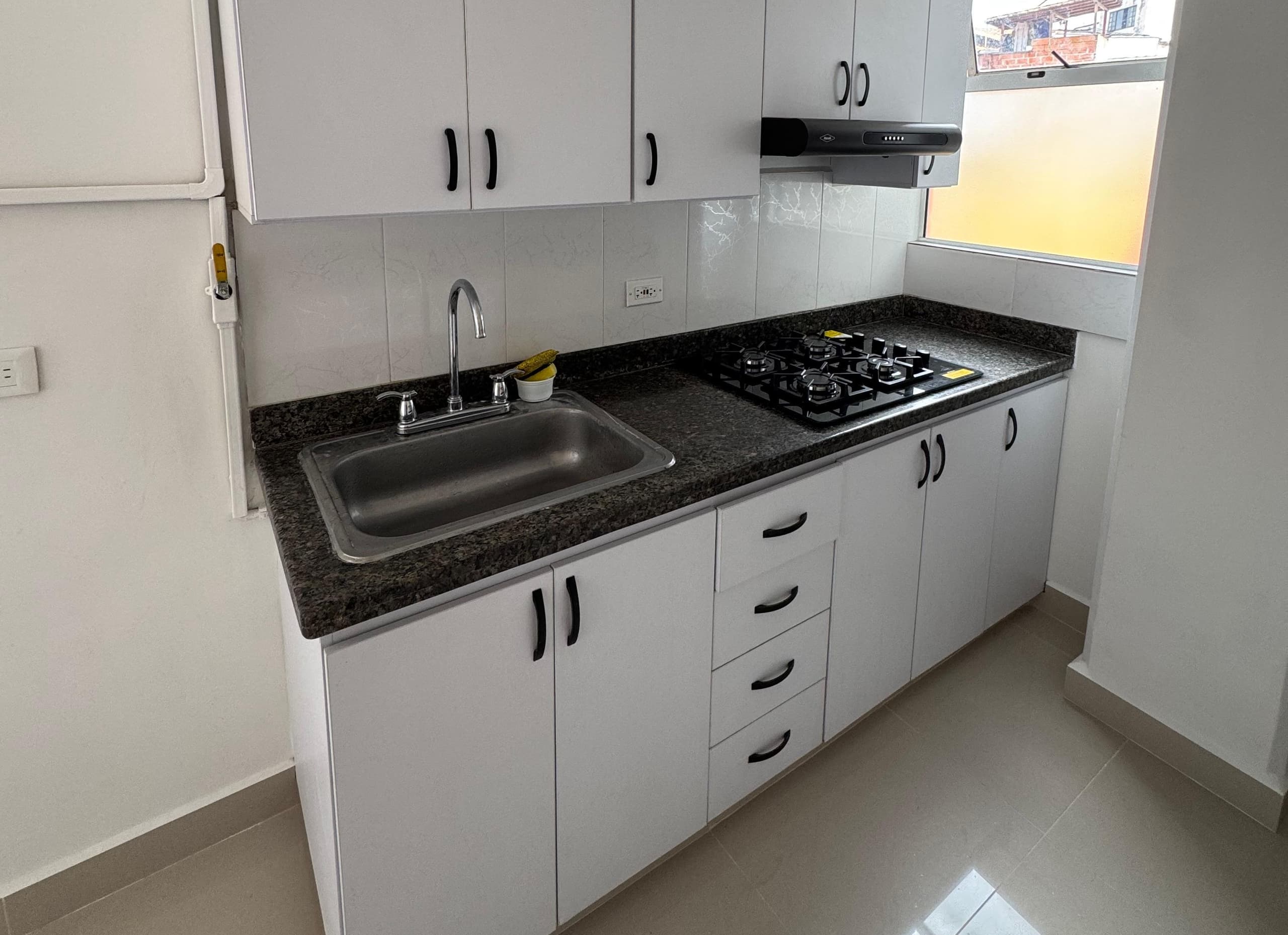 Apartamento en arriendo en Camino Verde, Envigado — foto 3 de 15