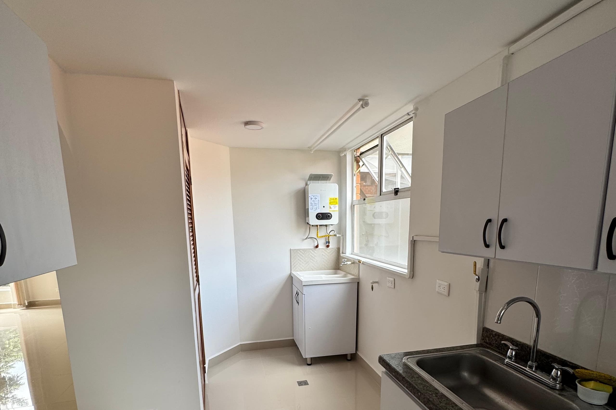 Apartamento en arriendo en Camino Verde, Envigado — foto 5 de 15