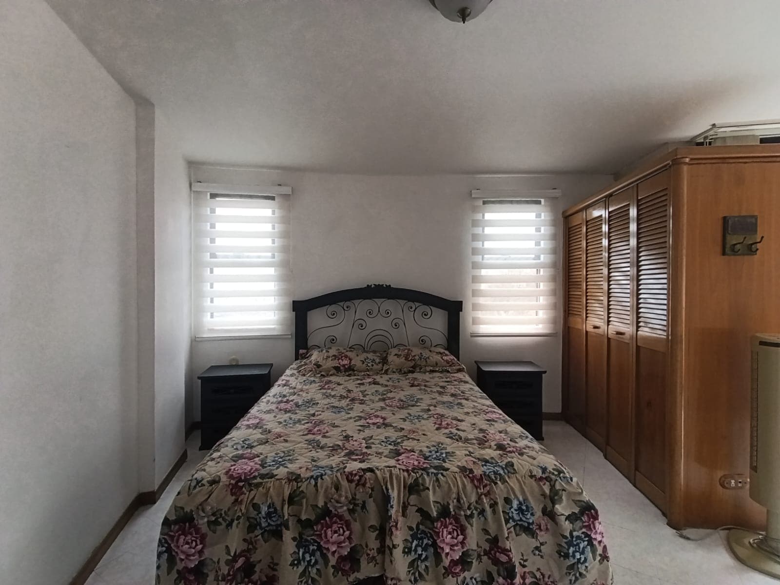 Apartamento en arriendo en Aguacatala, El Poblado, Medellín — foto 5 de 7