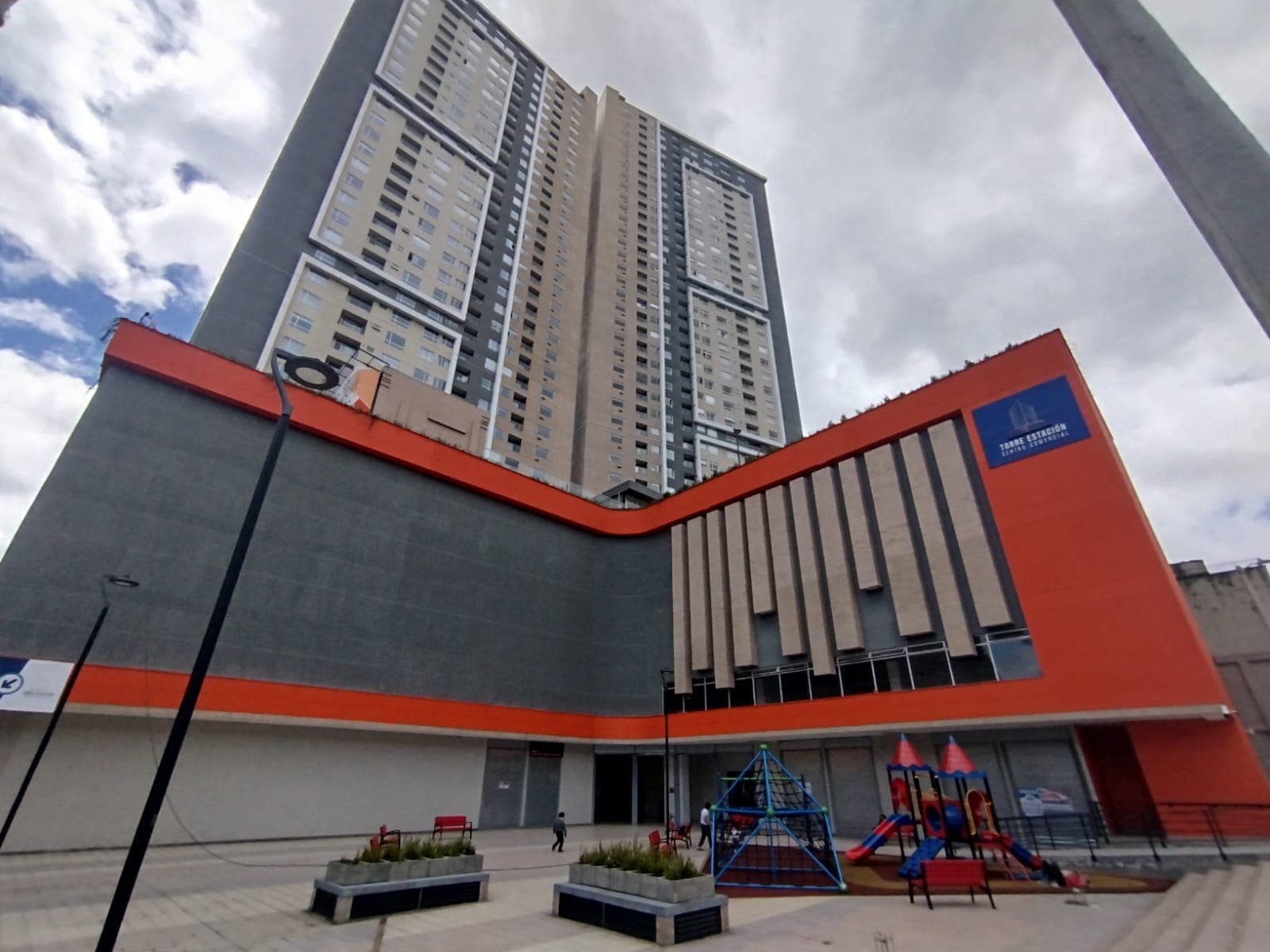 Local en arriendo en San Victorino, Los Martires, Bogotá, D.c. — foto 1 de 12
