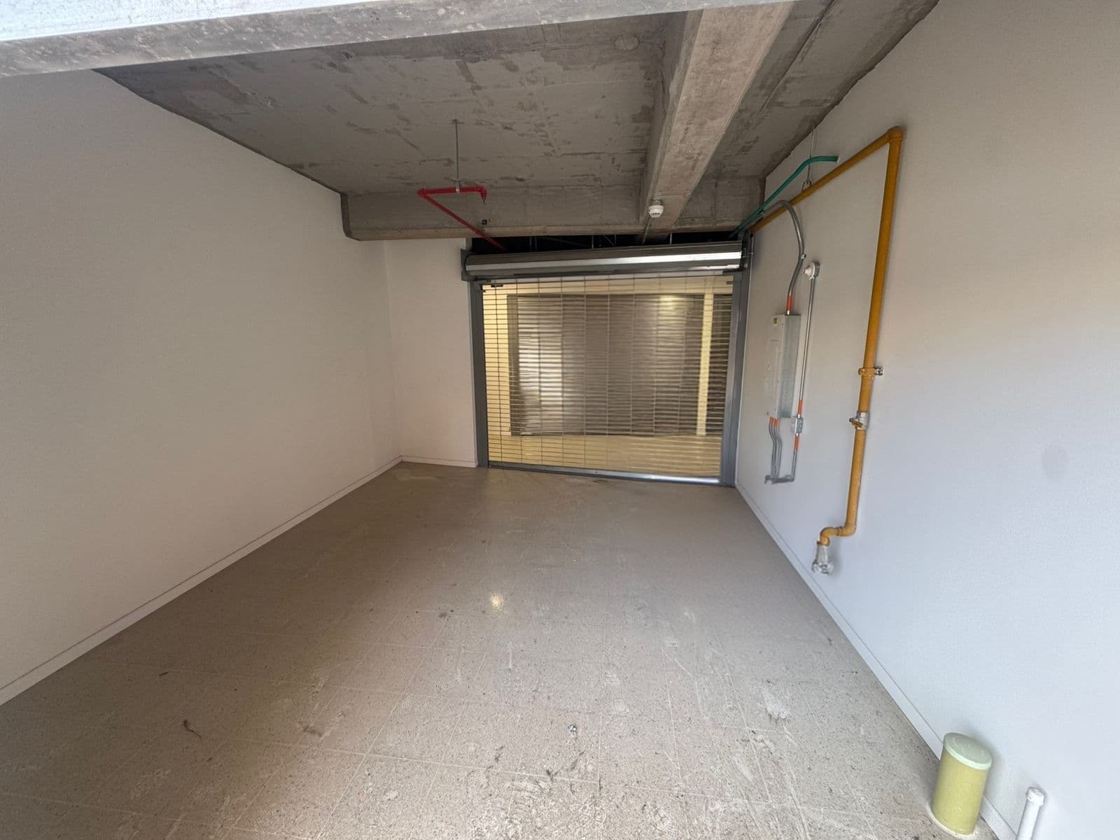Local en arriendo en San Victorino, Los Martires, Bogotá, D.c. — foto 2 de 12