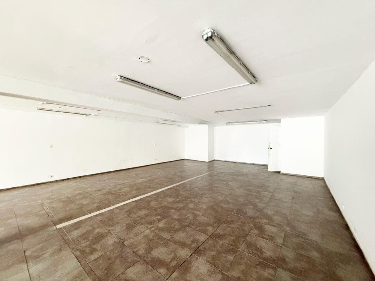 Local en arriendo en Barrio La Castellana, Barrios Unidos, Bogotá, D.c. — foto 2 de 8