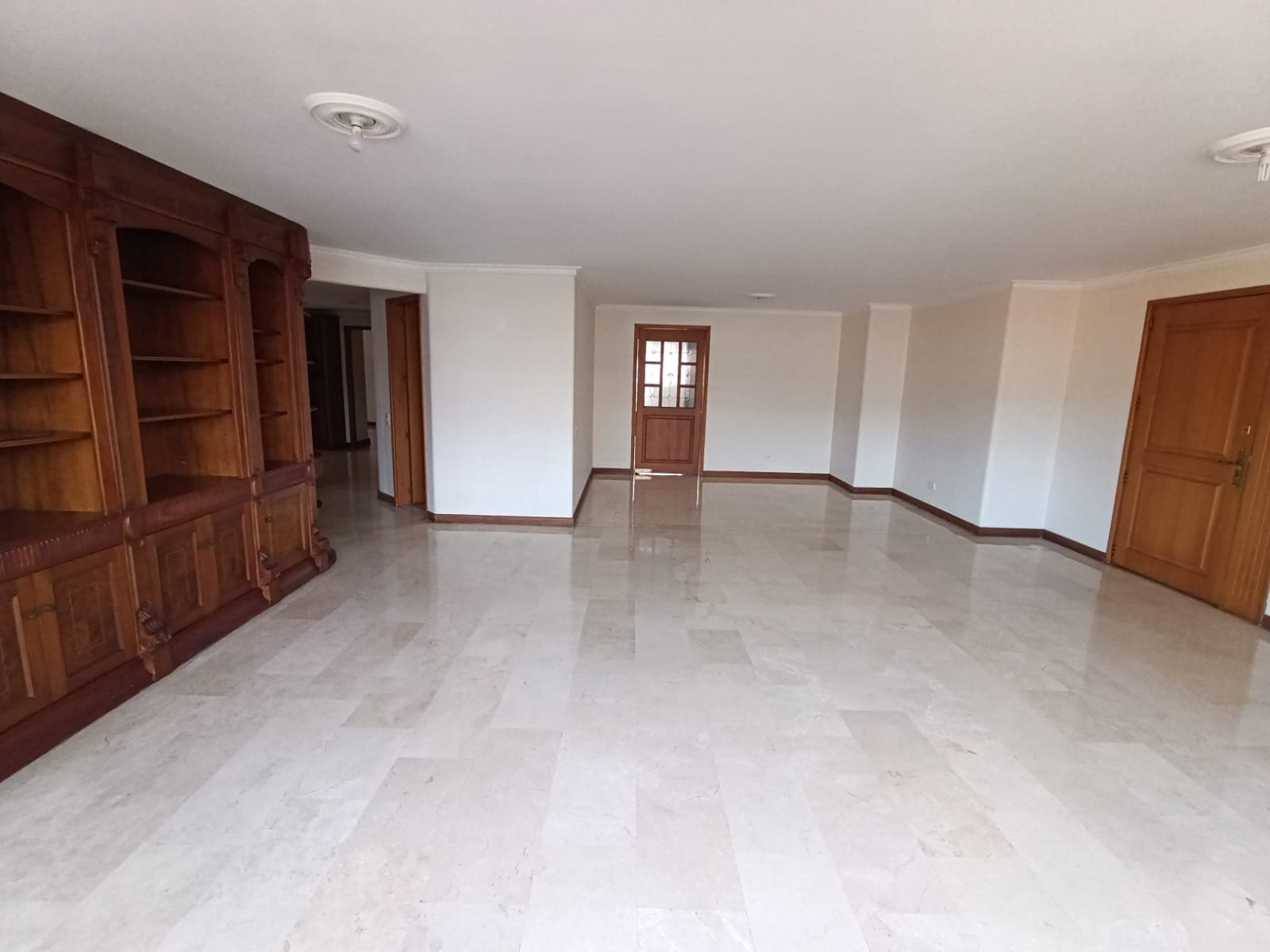 Apartamento en arriendo en Laureles, Medellín — foto 1 de 20