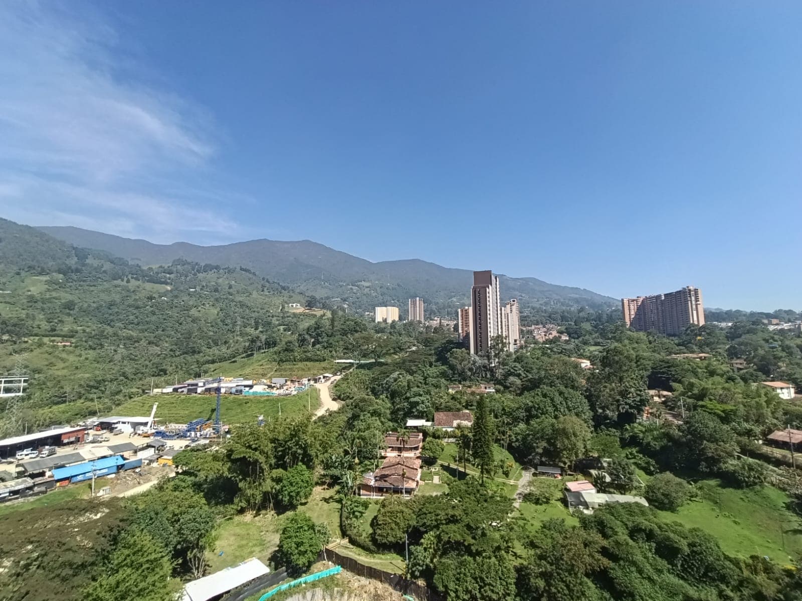Apartamento en arriendo en La Aldea La, La Estrella — foto 1 de 13