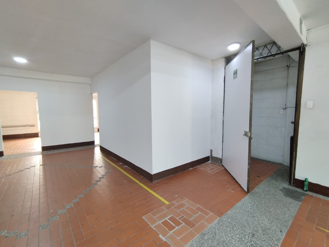 Bodega en arriendo en Guayabal, Medellín — foto 4 de 10