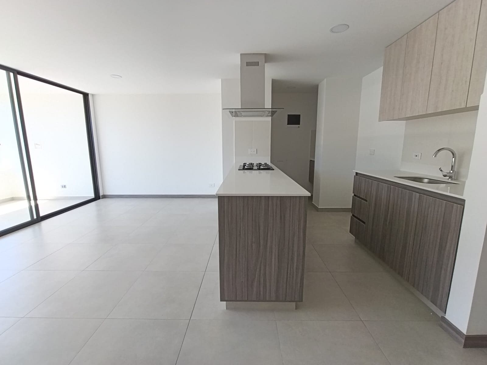 Apartamento en arriendo en El Chingui, Envigado — foto 3 de 13