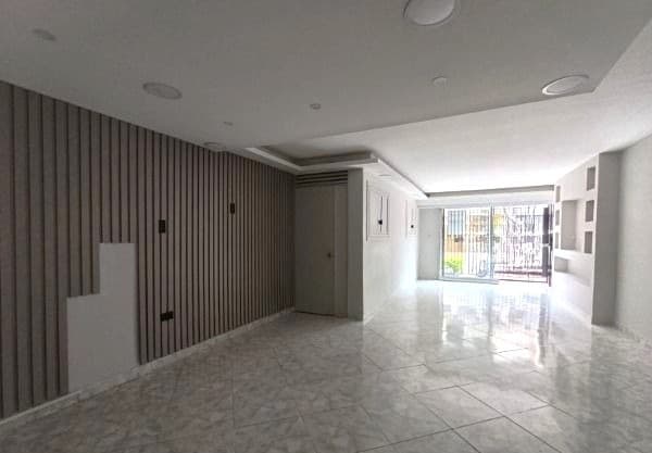 Casa Comercial en arriendo en La Magnolia, Envigado — foto 2 de 20