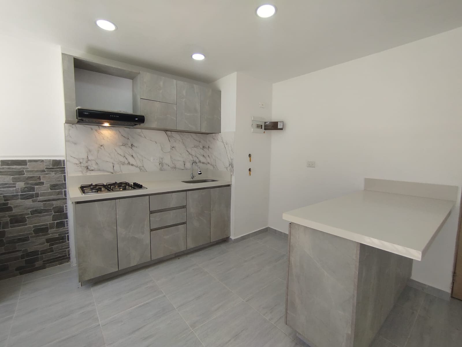 Apartamento en arriendo en Fontibon, Rionegro — foto 2 de 14