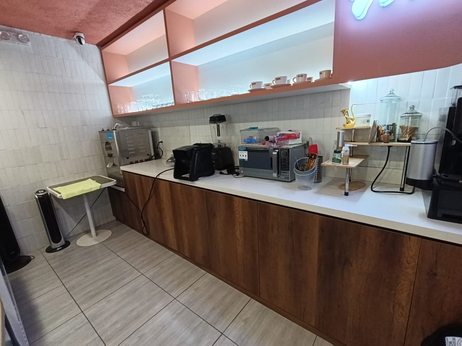 Local en arriendo en Laureles, Medellín — foto 5 de 15