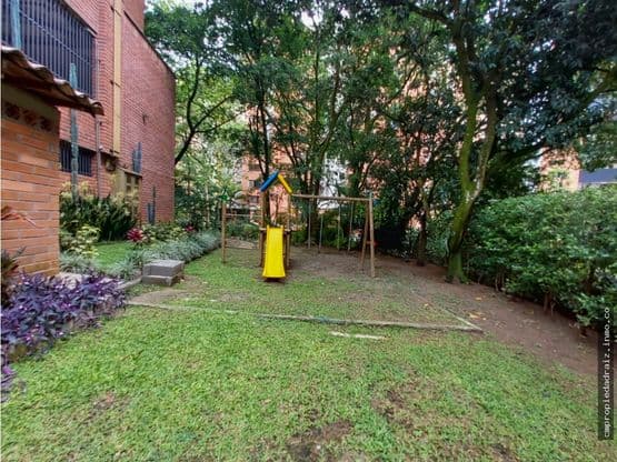 Apartamento en arriendo en Aguacatala, El Poblado, Medellín — foto 4 de 20