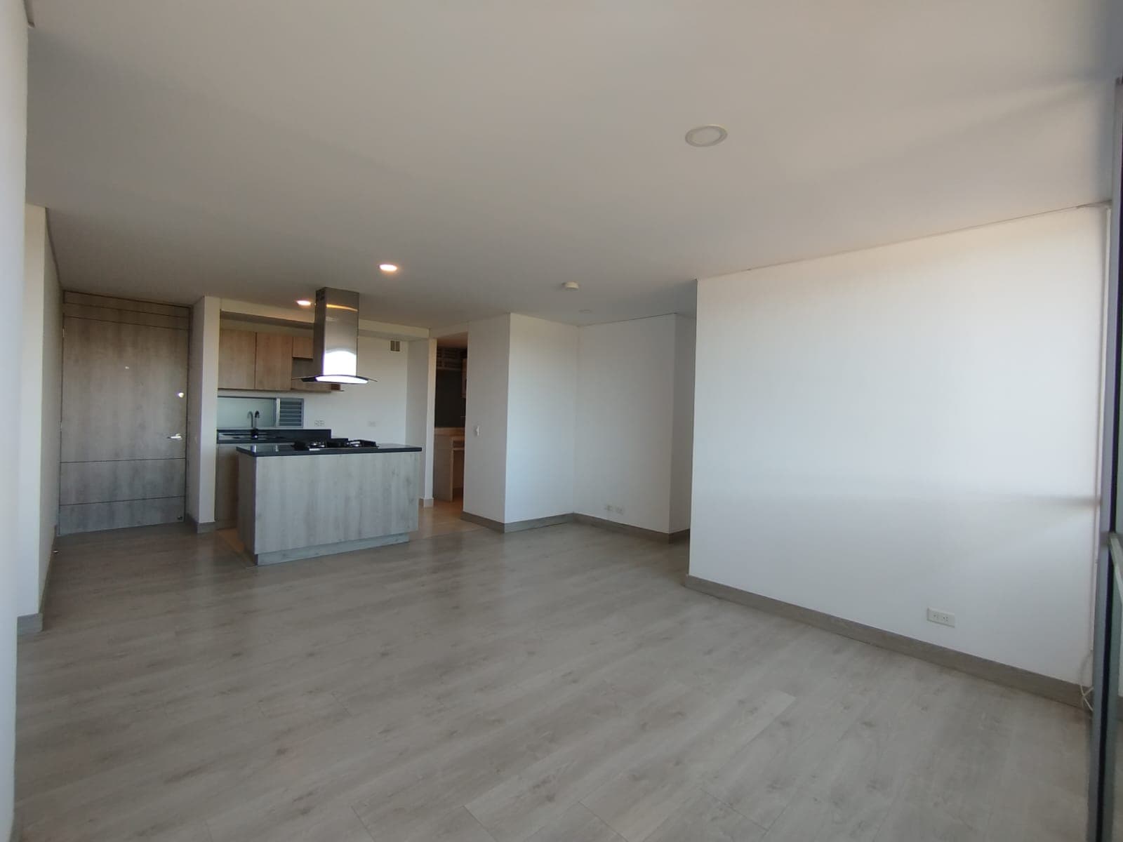 Apartamento en arriendo en Los Colegios, Rionegro — foto 1 de 16