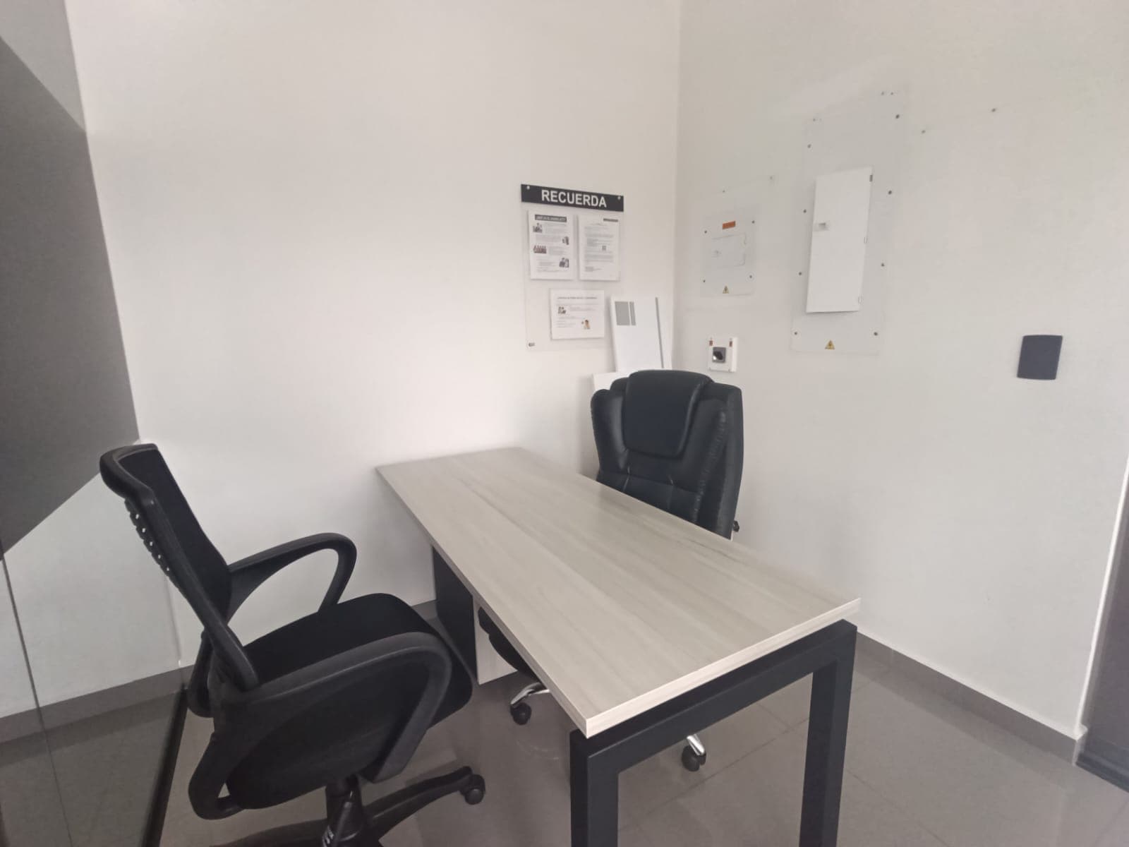 Oficina en arriendo en Manila, El Poblado, Medellín — foto 2 de 10